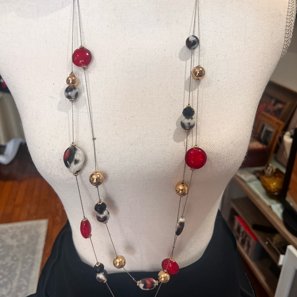 Chic Red Black And Gold Beaded Necklace 20$